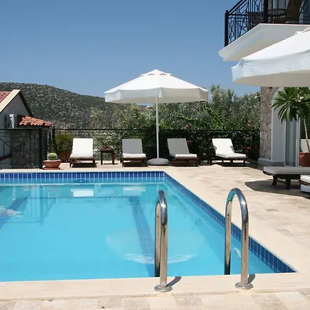 Willa Diamond - Bellapais Kalkan